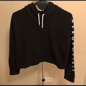 Cropped black Aeropostale sweatshirt